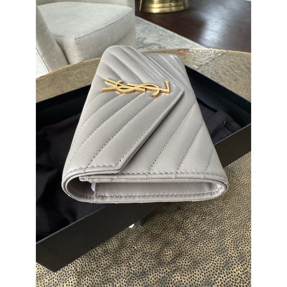 Saint Laurent Cassandra Large Flap Wallet Greyish Brown – Quilted Leather BNIB - Picture 5 of 11